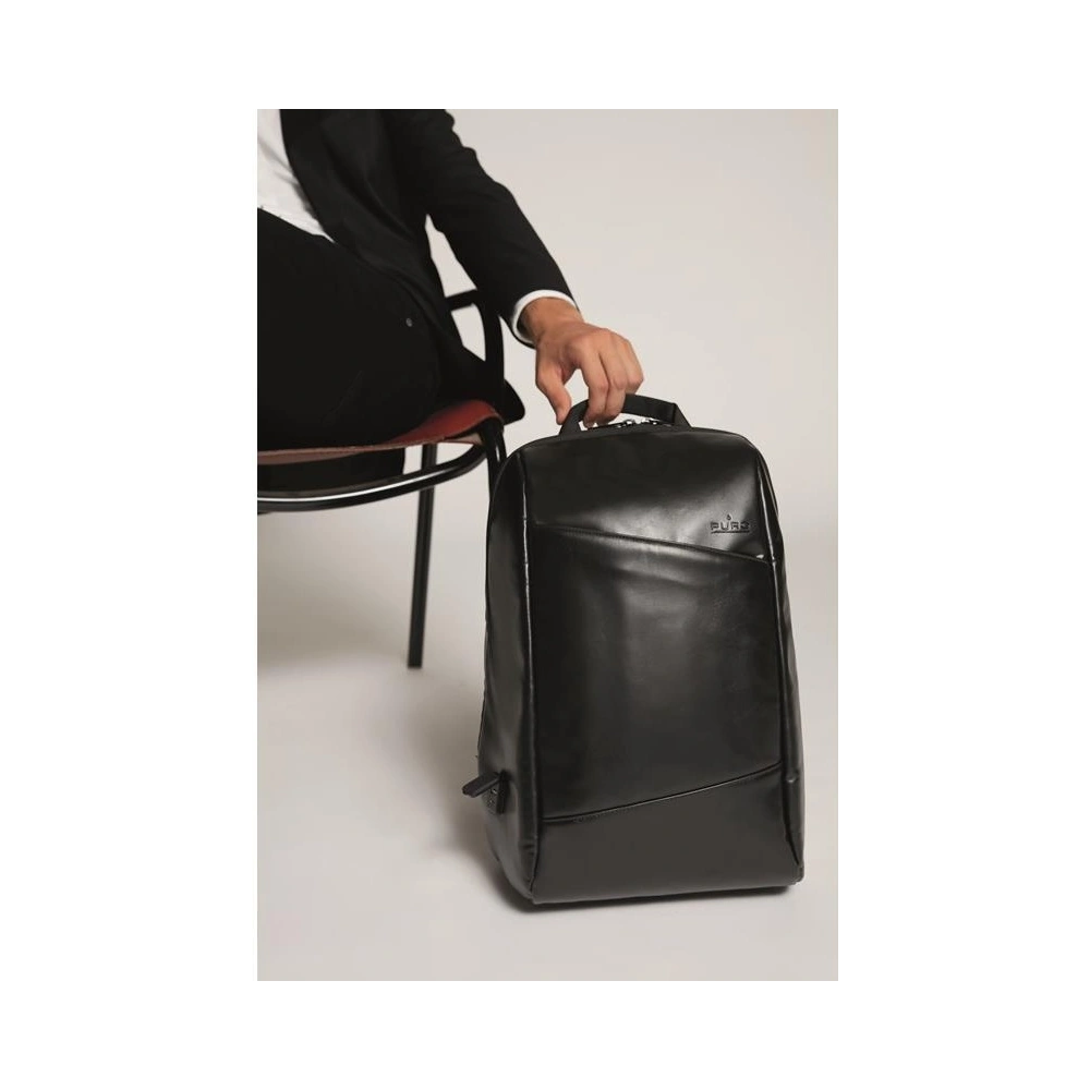 Wholesale PURO Byday Classic with USB Notebook 15.6 (black) - PUR373BLK - {ean13} - Hurt