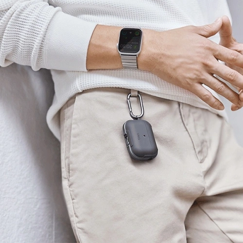 Etui UNIQ Valencia Apple AirPods Pro czarny/midnight black Antimicrobial