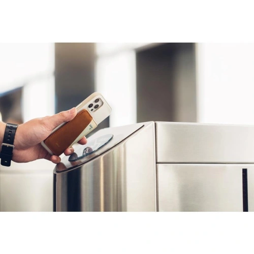 Portfel magnetyczny Moshi Slim Wallet (System SnapTo™) (Caramel Brown)