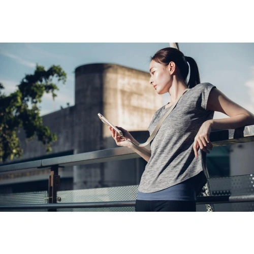 Pasek na ramię Moshi Altra Body Strap do etui Moshi Altra 2020 (Sahara Beige)