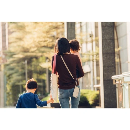 Pasek na ramię Moshi Altra Body Strap do etui Moshi Altra 2020 (Sahara Beige)