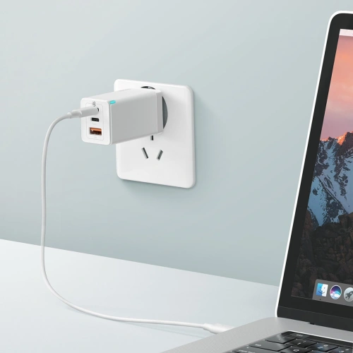 Ładowarka sieciowa Baseus GaN Pro, C+C+A, 65W, EU (biała)