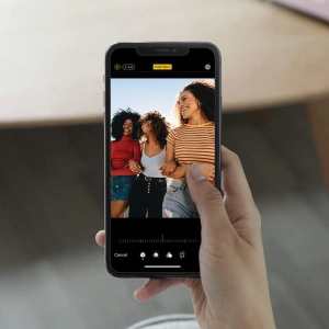 Hurtownia GSM - Spigen Apple Sticlă călită GLAS.tR AlignMaster iPhone 11 Confidențialitate - SPN932 - {ean13} - Hurt