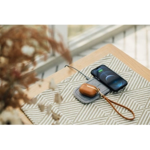 Wholesale Moshi Sette Q Dual Qi Wireless Charger (Nordic Gray) - MOSH144GRY - {ean13} - Hurt