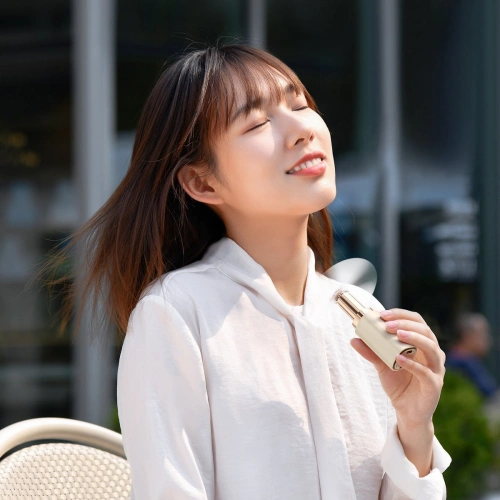 Przenośny wentylator ręczny Baseus Square Tube (złoty)