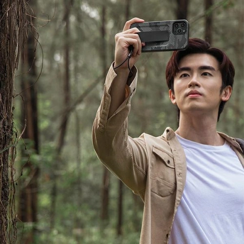 Etui UNIQ Heldro Apple iPhone 12 Pro Max czarny moro/charcoal camo Antimicrobial