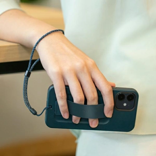 Etui UNIQ Heldro Apple iPhone 12/12 Pro biały/natural frost Antimicrobial