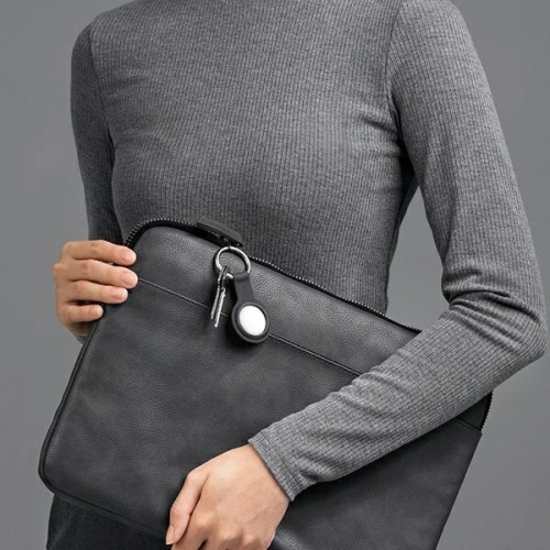 Etui UNIQ Lino Liquid Silicone Apple AirTag szary/grey [4 PACK]