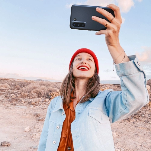 Etui Spigen Thin Fit Samsung Galaxy S21 FE Black