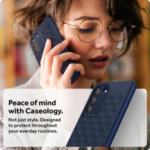 Hurtownia GSM - Etui Caseology Parallax Samsung Galaxy S21 FE Midnight Blue - CSL037MIDBLU - {ean13} - Hurt