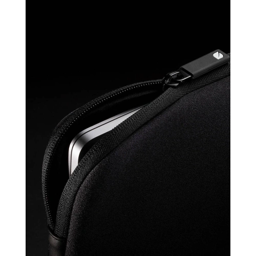 Etui Incase Classic Sleeve Apple MacBook 13 Pro (czarna)