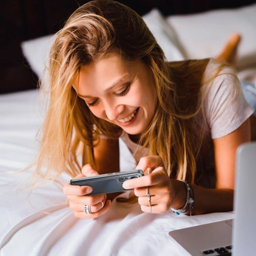 Etui Spigen Ultra Hybrid Xiaomi 12/12X Crystal Clear