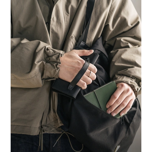 Etui Ringke Folio Signature EZ Strap Samsung Galaxy S22 Ultra Black