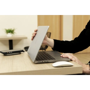 Wholesale Moshi iGlaze Hardshell Apple MacBook Pro 14 2021-2023 (Stealth Clear) - MOSH226STECL - {ean13} - Hurt