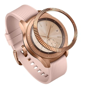 Náhradní kryt na tachymetr Ringke Samsung Galaxy Sport/Watch 42mm nerezová ocel pruhovaná zlatá GW-42-06