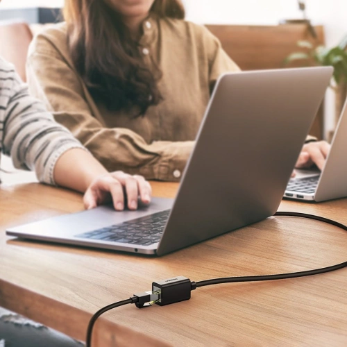 Kabel przedłużający UGREEN NW148 Ethernet RJ45 Cat 7 10Gbps 2m czarny