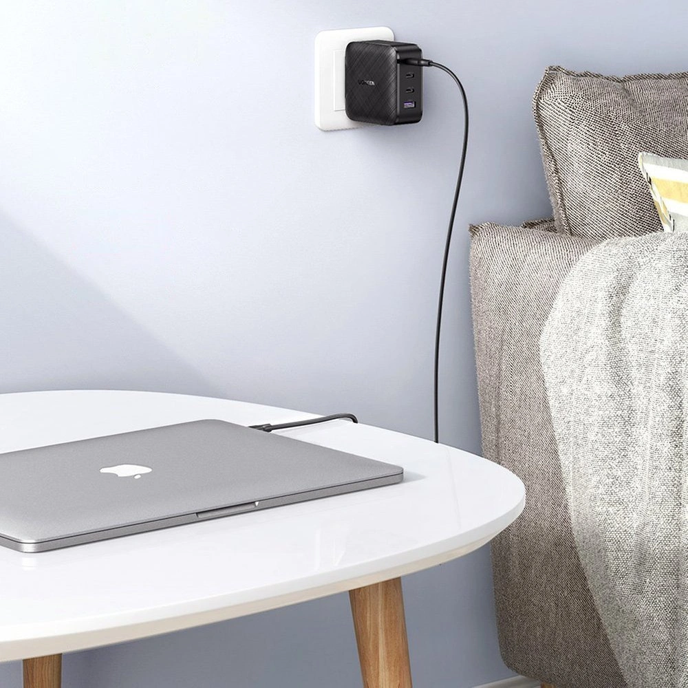 Hurtownia GSM - Síťová nabíječka UGREEN CD224 GaN PPS 65W USB / 3x USB-C QC 3.0 Power Delivery SCP FCP AFC černá - UGR1243BLK - {ean13} - Hurt