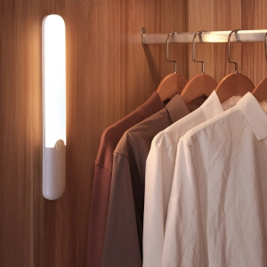 Hurtownia GSM - Lampka do szafy Baseus Sunshine Series z czujnikiem ruchu PIR 1200mAh biała - BSU3337WHT - {ean13} - Hurt