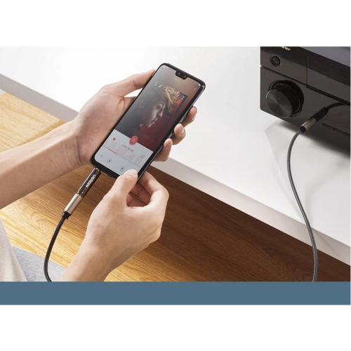 Adapter audio UGREEN AV168 6,35mm jack (żeński) - 3,5mm mini jack (męski) czarny