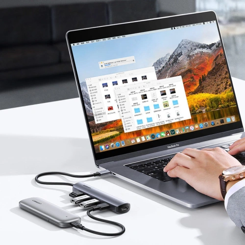 Adapter UGREEN CM417 USB-C - HDMI / 4xUSB szary