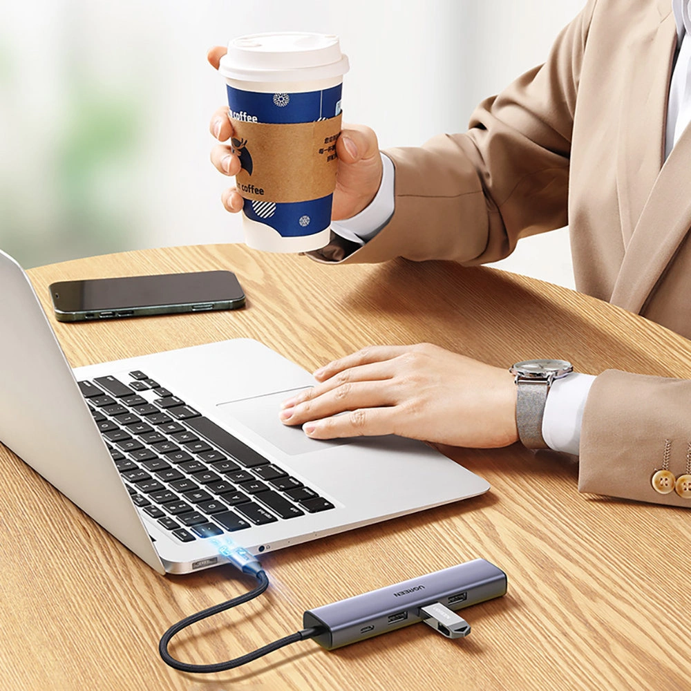 Hurtownia GSM - Hub UGREEN CM475 USB-C - 3xUSB / Ethernet RJ-45 / USB-C PD šedý - UGR1276GRY - {ean13} - Hurt
