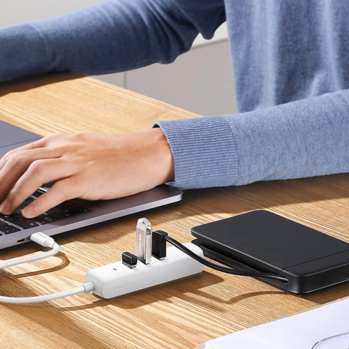 Hub UGREEN CM416 4w1 USB-C - 3x USB 3.1 Gen 1 + RJ45 PD biały