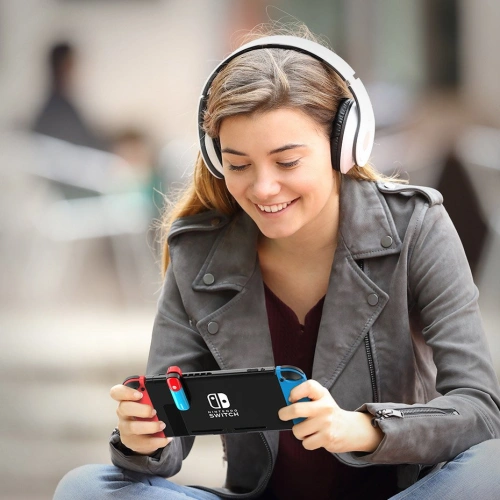 Transmiter UGREEN Bluetooth 5.0 aptX 3,5mm mini jack do Nintendo Switch