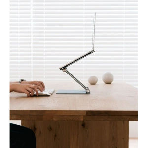 Hurtownia GSM - Stojan na laptop/tablet Ringke Vynikající stojan na laptop - RGK1642 - {ean13} - Hurt