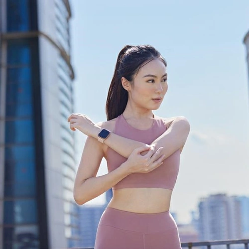 Pasek UNIQ Revix Apple Watch 4/5/6/7/8/SE/SE2/9/10 40/41/42mm Reversible Magnetic lilak-biały/lilac-white