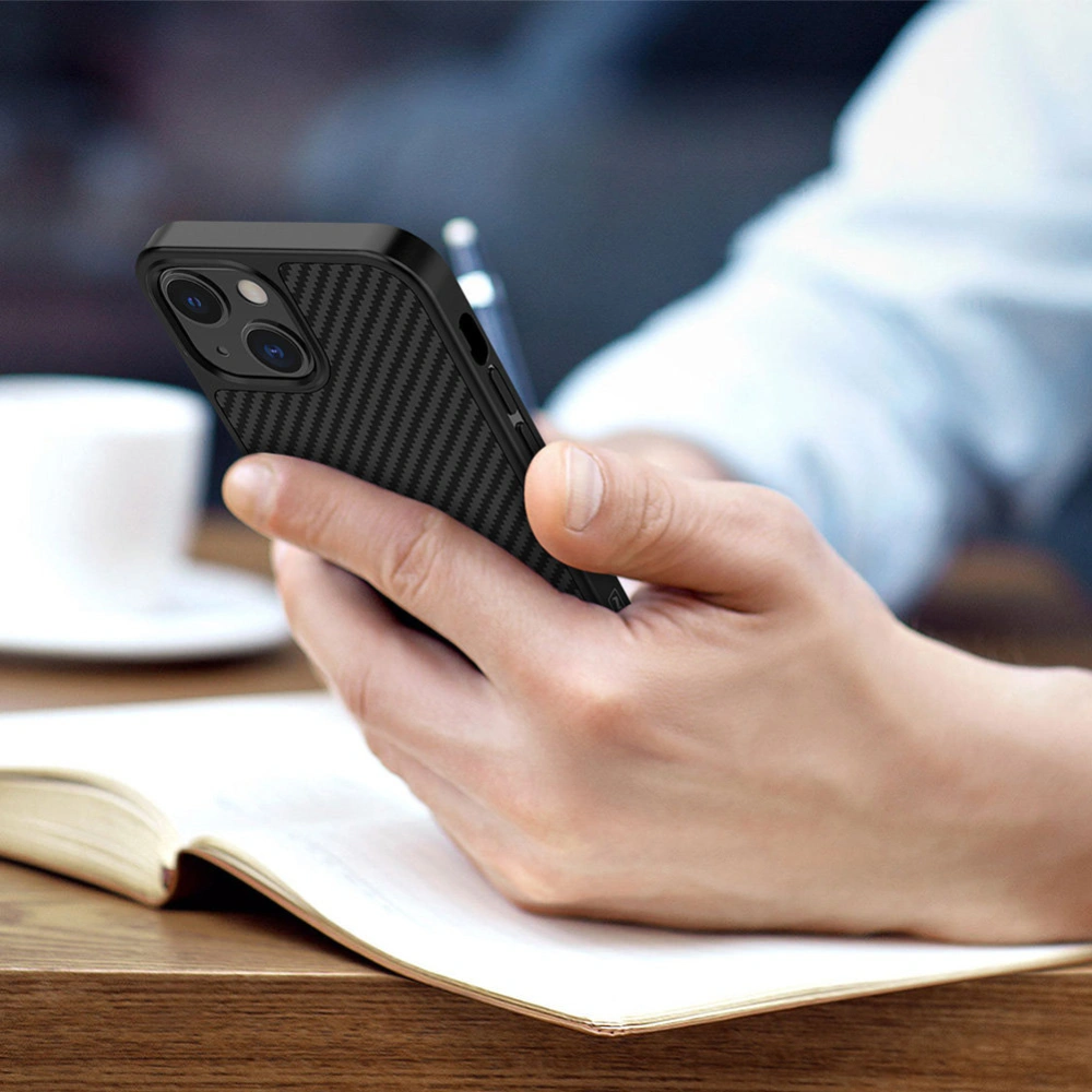 Hurtownia GSM - Case Nillkin aus synthetischen Kohlefaser für Apple iPhone 13 schwarz - NLK505 - {ean13} - Hurt