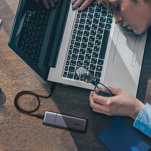 Obudowa SSD M.2 UGREEN CM389 NVMe/SATA USB 3.2 Gen 2 (10Gbps) szary + kabel USB/USB-C 0,5m + kabel USB-C - USB- C 0,5m