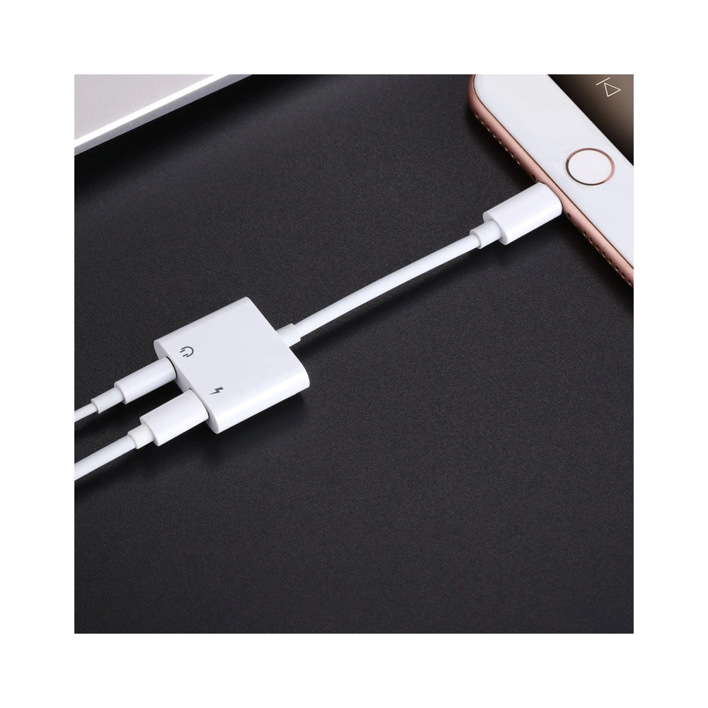 Hurtownia GSM - Adapter Joyroom słuchawkowy Lightning - Lightning/3,5mm mini jack biały (S-Y104) - JYR195 - {ean13} - Hurt