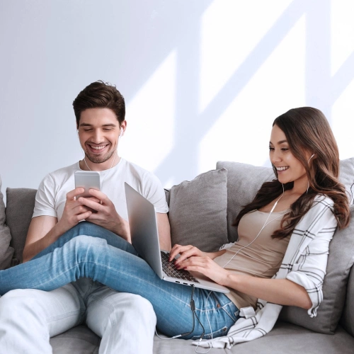 Kabel Joyroom rozdzielacz AUX 3,5mm mini jack (męski)/2x 3,5mm mini jack (żeński) 0,2m czarny (SY-A04)