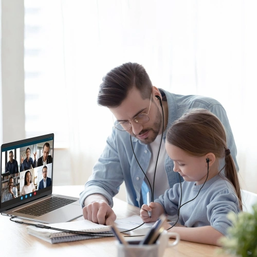 Kabel Joyroom rozdzielacz AUX 3,5mm mini jack (męski)/2x 3,5mm mini jack (żeński) 0,2m czarny (SY-A04)