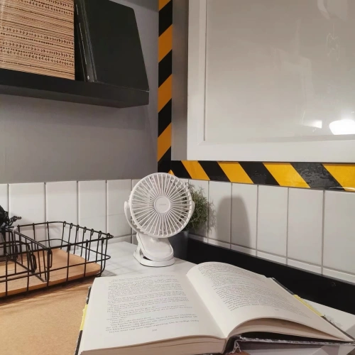 Wentylator biurkowy przenośny Joyroom CheerSummer biały (JR-CY363-white)