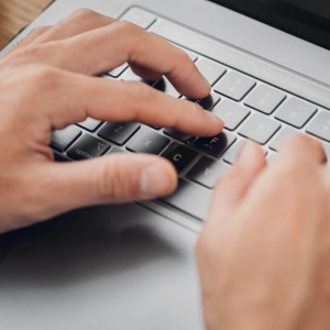 Billentyűzet burkolat Moshi ClearGuard MB Apple MacBook Pro 14/16/MacBook Air 13.6 (M2, 2022-2023) (US elrendezés)