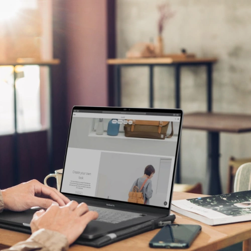 Matowa folia ochronna Moshi iVisor AG Apple MacBook Pro 14" 2021-2025 (M1/M2/M3/M4/M5) (Black/Clear/Matte)