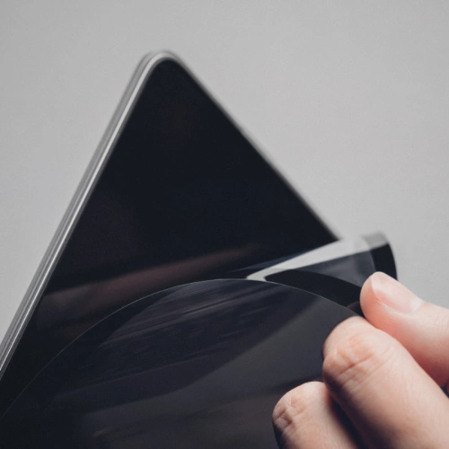 Folia ochronna Moshi iVisor XT Apple MacBook Pro 16" 2021-2024 (M1/M2/M3/M4) (czarna ramka)