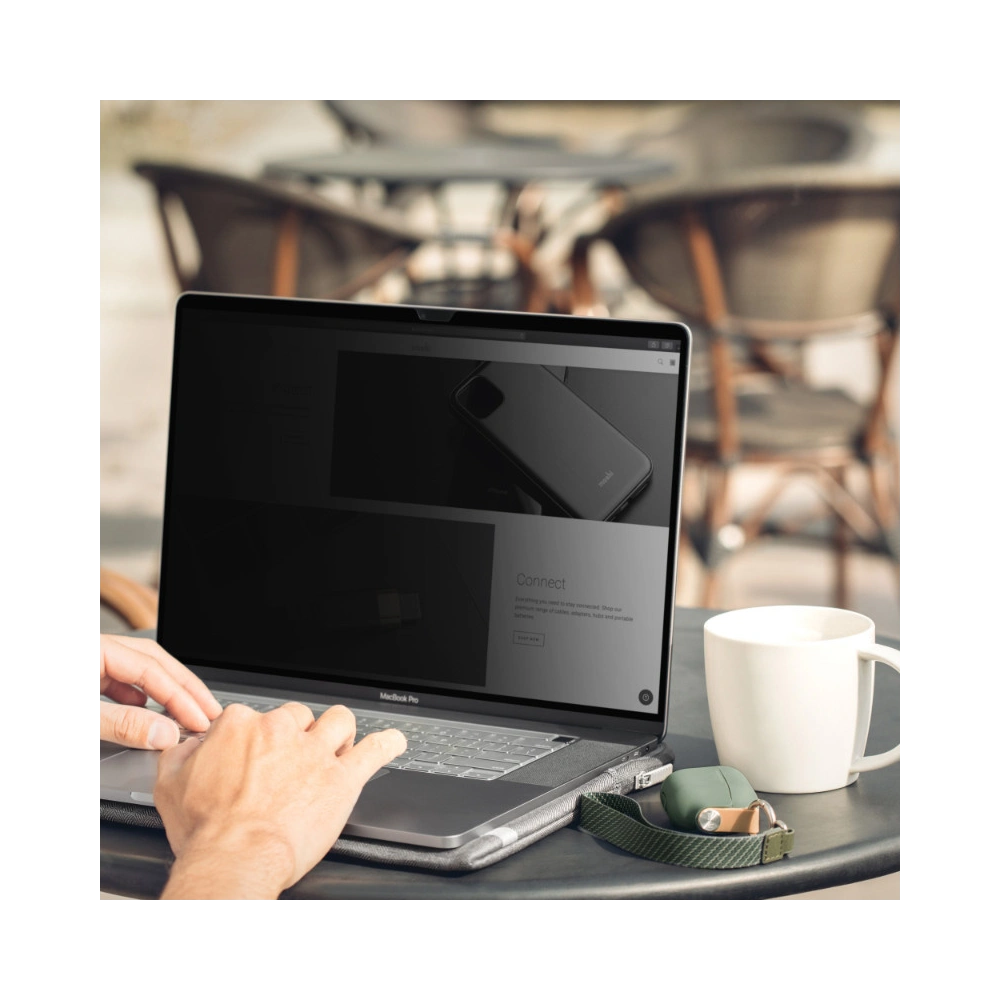 Hurtownia GSM - Folia de protecție Moshi Umbra Apple MacBook Pro 16 (2021-2023) cu filtru de confidențialitate (ramă neagră) - MOSH287 - {ean13} - Hurt