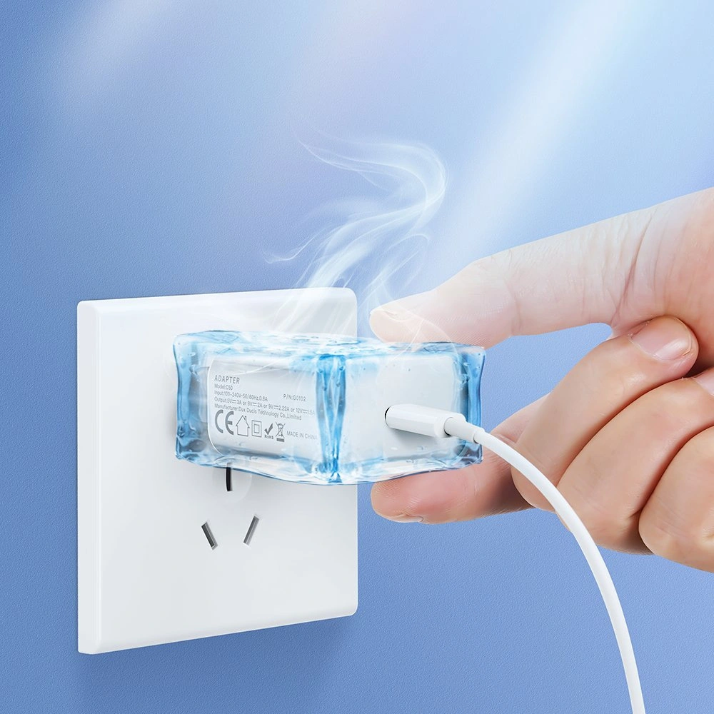 Wholesale Dux Ducis Wall Charger USB-C 20W Power Delivery white - DDS1384 - {ean13} - Hurt