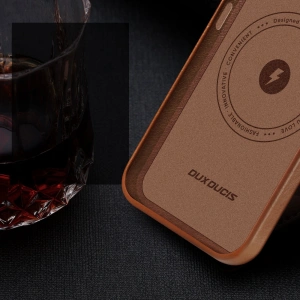 Etui DuxDucis Naples MagSafe Apple iPhone 14 Plus / 15 Plus hnědé