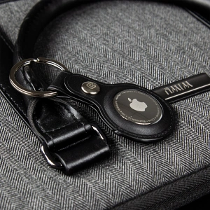 Wholesale Crong Leather Case with Key Ring Apple AirTag (black) - CRG352 - {ean13} - Hurt