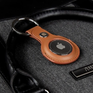 Wholesale Crong Leather Case with Key Ring Apple AirTag (brown) - CRG353 - {ean13} - Hurt