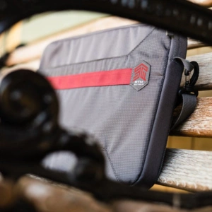Hurtownia GSM - Etui STM összefoglaló 13 colos laptophoz (Fekete) - STM23 - {ean13} - Hurt