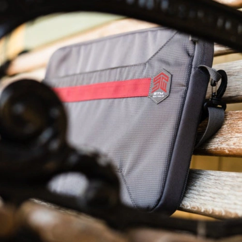 Etui STM Summary do laptopa 13 cali (Black)