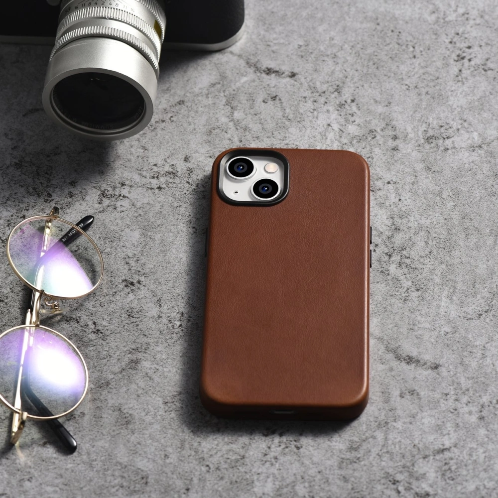 Hurtownia GSM - Etui iCarer Oil Wax Premium Leather MagSafe Apple iPhone 14 maroniu - ICR325 - {ean13} - Hurt