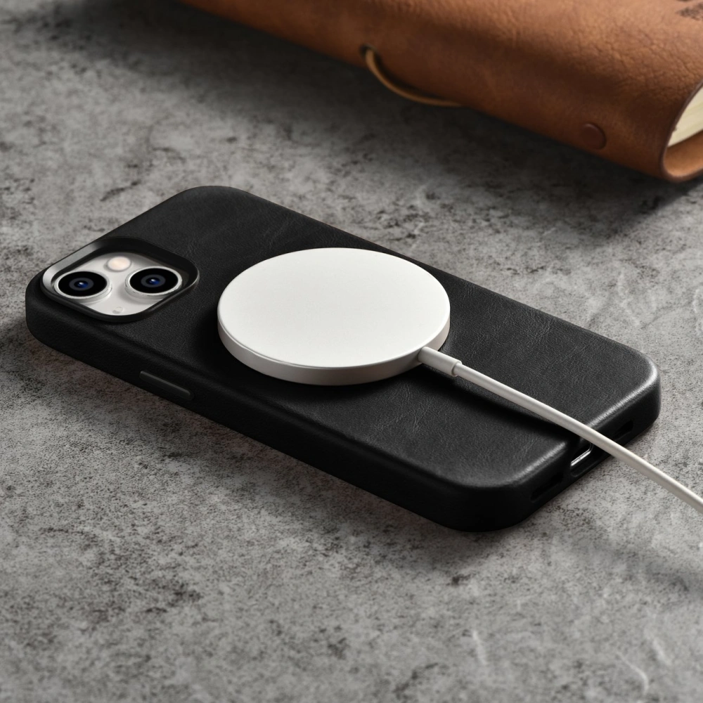 Hurtownia GSM - Etui iCarer Oil Wax Premium Leather MagSafe Apple iPhone 14 Plus / 15 Plus fekete - ICR333 - {ean13} - Hurt