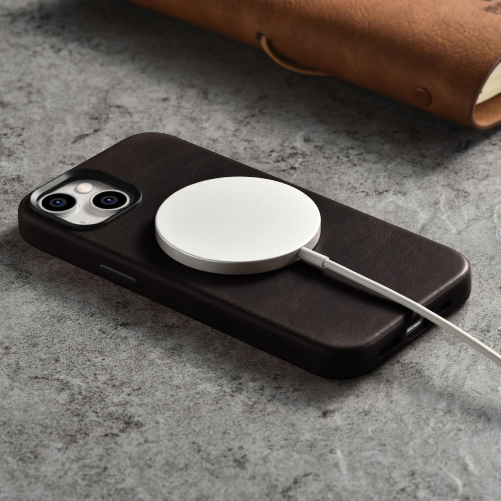 Wholesale iCarer Oil Wax Premium Leather MagSafe Apple iPhone 14 Plus / 15 Plus dark brown - ICR337 - {ean13} - Hurt