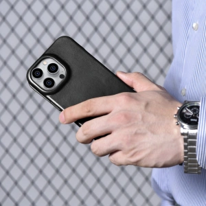 Hurtownia GSM - Etui iCarer CE Olaj Gyanta Prémium Bőr Fólia MagSafe Apple iPhone 14 Pro fekete - ICR385 - {ean13} - Hurt