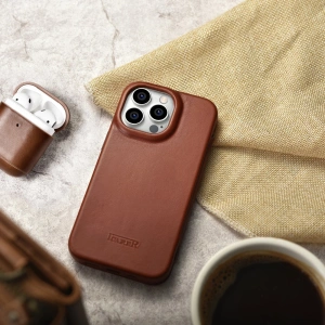 Hurtownia GSM - Etui iCarer CE Oil Wax Premium Leather Folio MagSafe Apple iPhone 14 Pro brązowy - ICR386 - {ean13} - Hurt